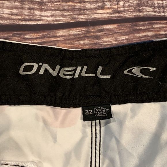 O'NEILL Mens Board Shorts Red Solo Cup Beer Pong American Flag Surf Trunks Sz 32 - Picture 5 of 9